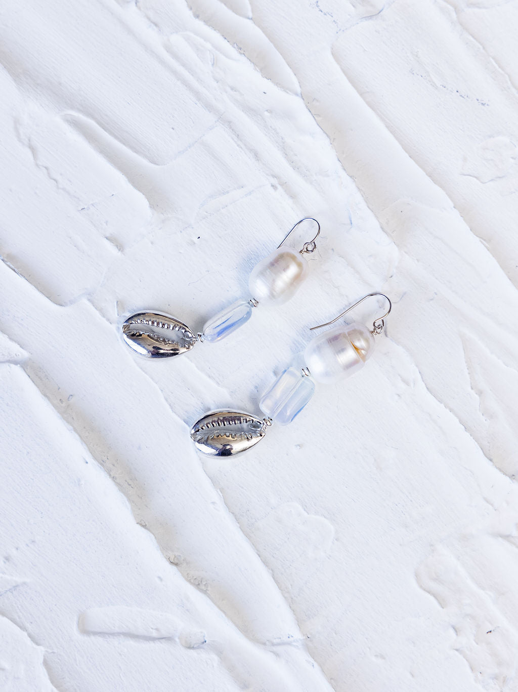 RIVER DROP EARRINGS IN SILVER